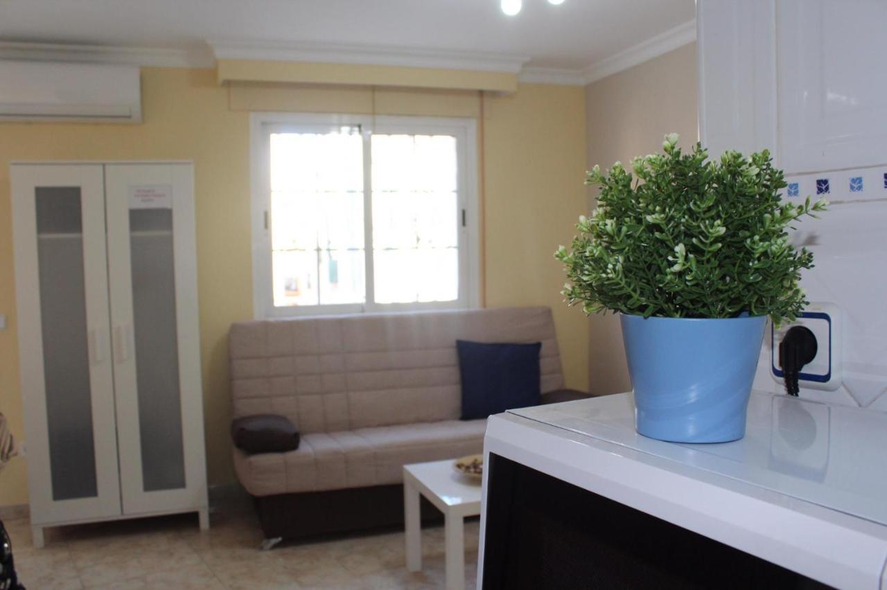 Nice And New Studio With Balcony Close To The City 2ºb Malaga Bagian luar foto